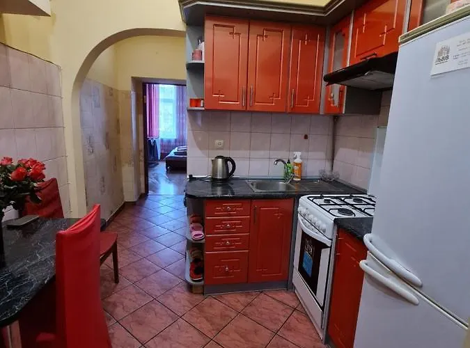 Apartment на шептицьких *